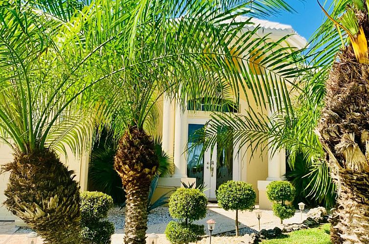 Vakantiehuis in Mariner mit Privatem Pool