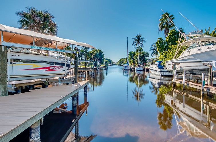 Unterkunft 2549829 - Ferienhaus Florida - Vakantiehuis in Caloosahatchee mit Privatem Pool