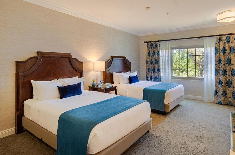 Ayres Suites Diamond Bar