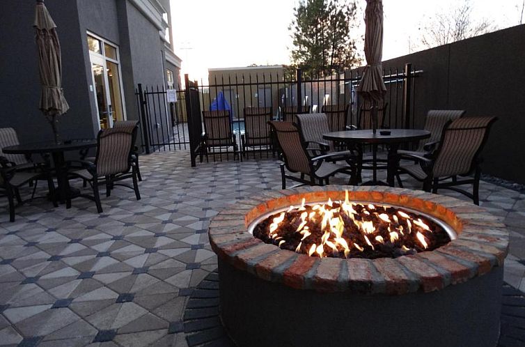 Holiday Inn Covington, an IHG Hotel