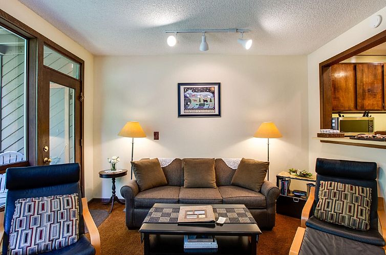 Appartement Erdgeschoss-Eigentumswohnung mit tollen Annehmli