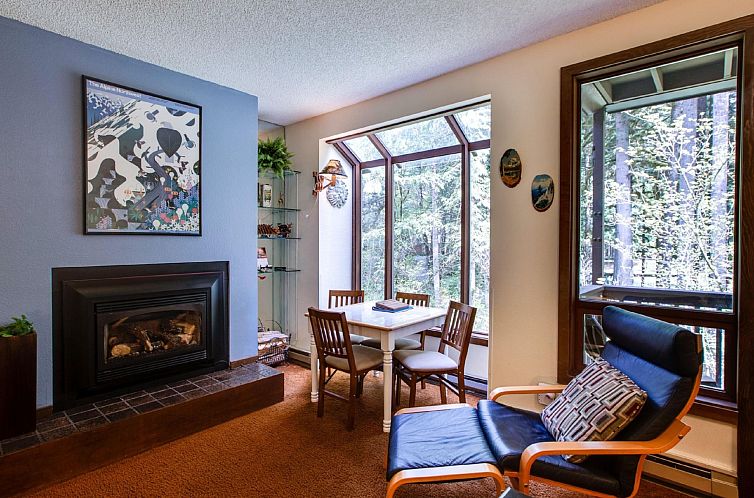 Appartement Erdgeschoss-Eigentumswohnung mit tollen Annehmli