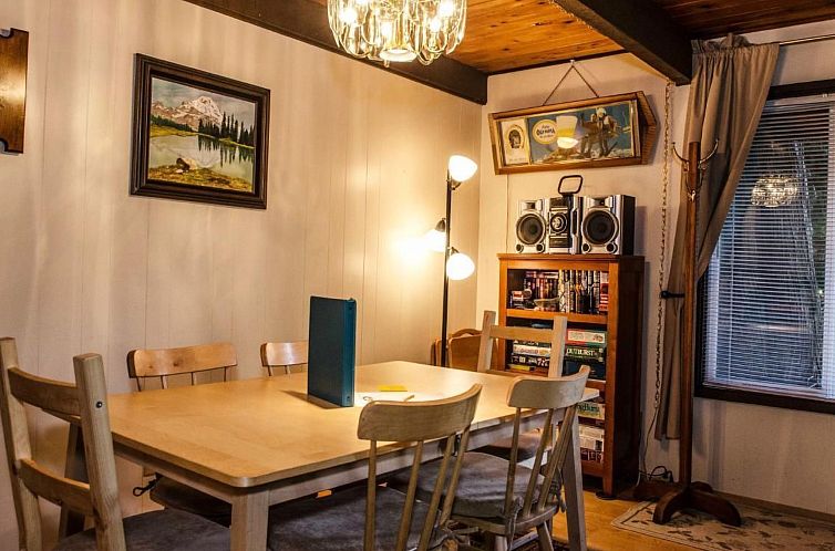Vakantiehuis Traditionelles Ski-Chalet, Haustiere OK, Whirlp
