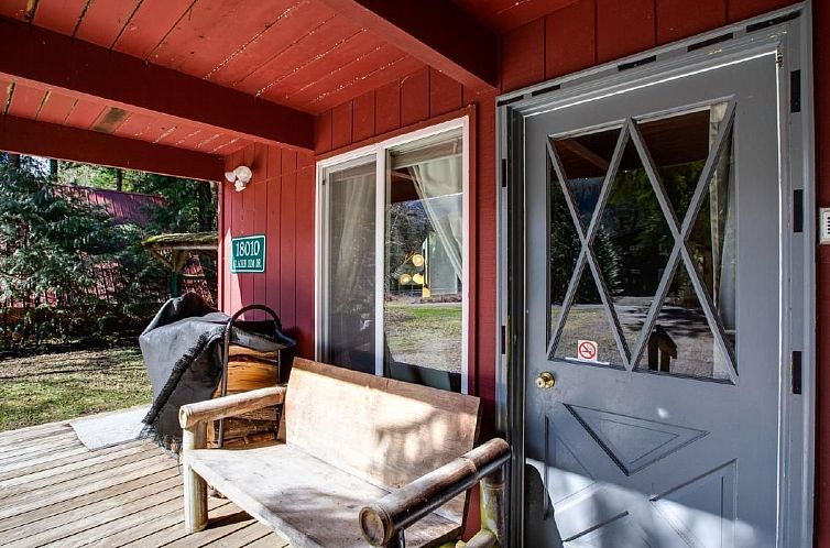Vakantiehuis Traditionelles Ski-Chalet, Haustiere OK, Whirlp