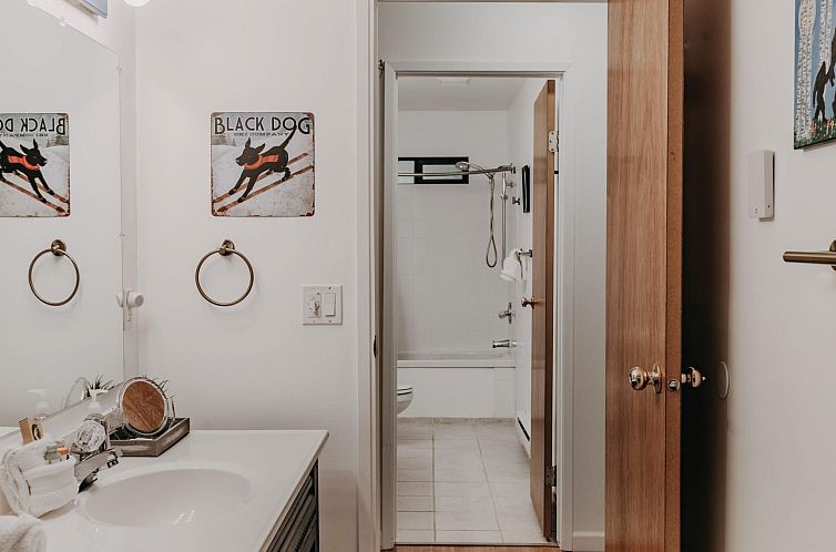 Vakantiehuis Eine Hütte mit Hot Tub, Haustiere erlaubt, Gen