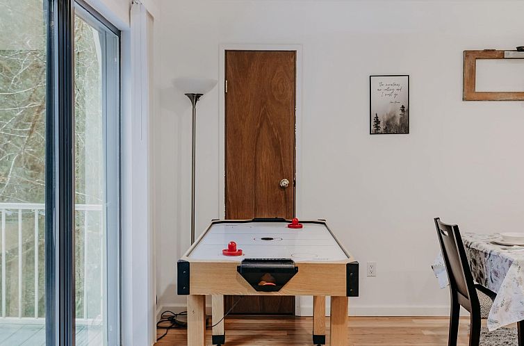 Vakantiehuis Eine Hütte mit Hot Tub, Haustiere erlaubt, Gen