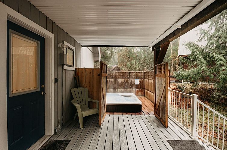 Vakantiehuis Eine Hütte mit Hot Tub, Haustiere erlaubt, Gen