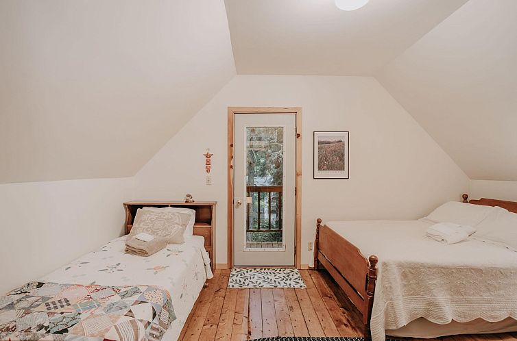 Vakantiehuis Hübsche Hütte mit Holzofen und haustierfreund