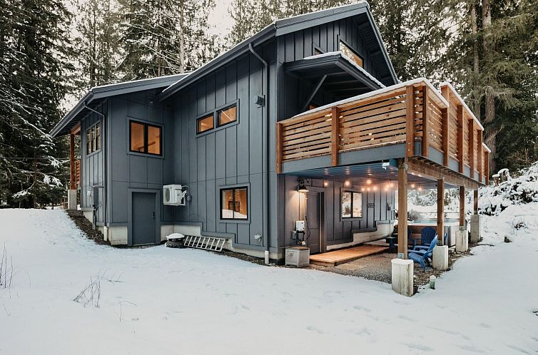 Vakantiehuis Hütte 50 hat einen Whirlpool, Wi-Fi und ist ha
