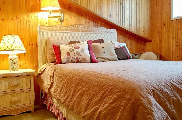 Vakantiehuis Benutzerdefinierte Hütte mit Whirlpool, Hausti