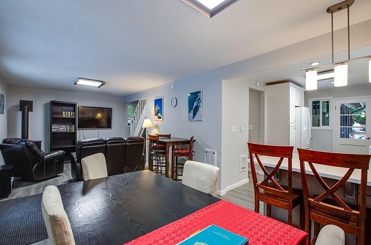 Vakantiehuis Hütte im Landhausstil mit Whirlpool und Hausti