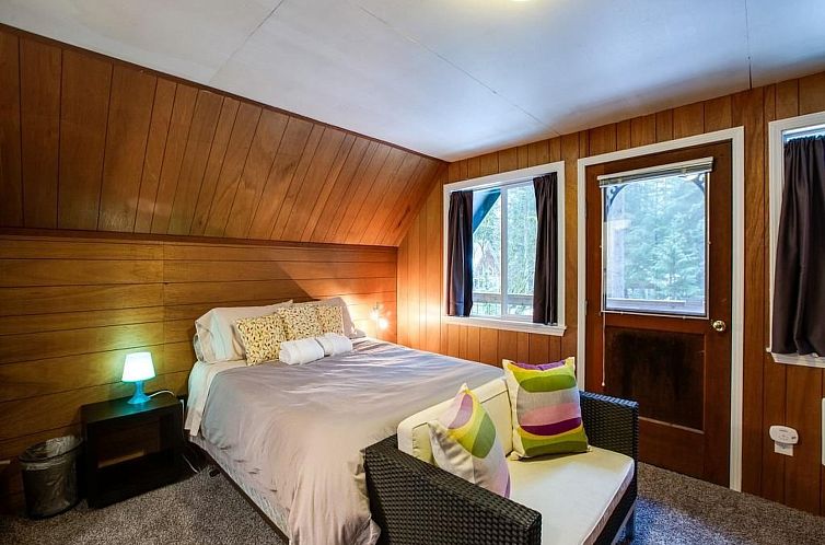 Vakantiehuis Hütte im Landhausstil mit Whirlpool und Hausti