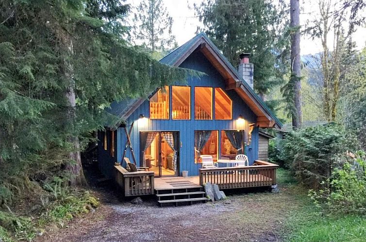 Unterkunft 26113243 - Ferienhaus Noordwesten - Vakantiehuis Gemütliche Hütte mit Wi-Fi, Kamin und Whirlpo