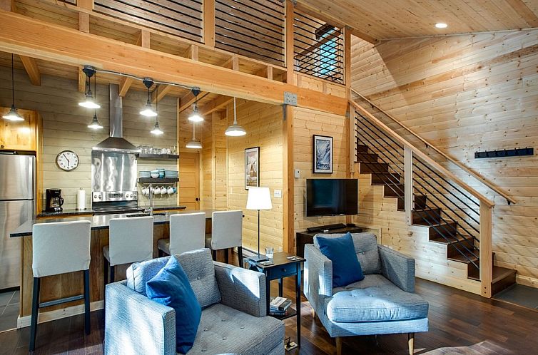 Vakantiehuis Brandneue Hütte mit Holzofen und Wi-Fi