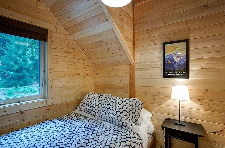 Vakantiehuis Brandneue Hütte mit Holzofen und Wi-Fi