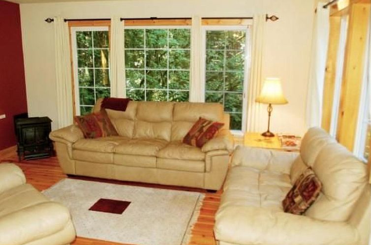 Vakantiehuis Englische Tudor-Hütte mit Whirlpool und Spielz