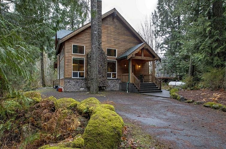 Vakantiehuis County Home Cabin mit Wi-Fi und Kamin