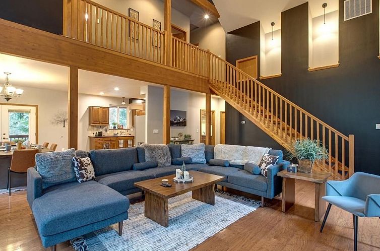 Vakantiehuis County Home Cabin mit Wi-Fi und Kamin