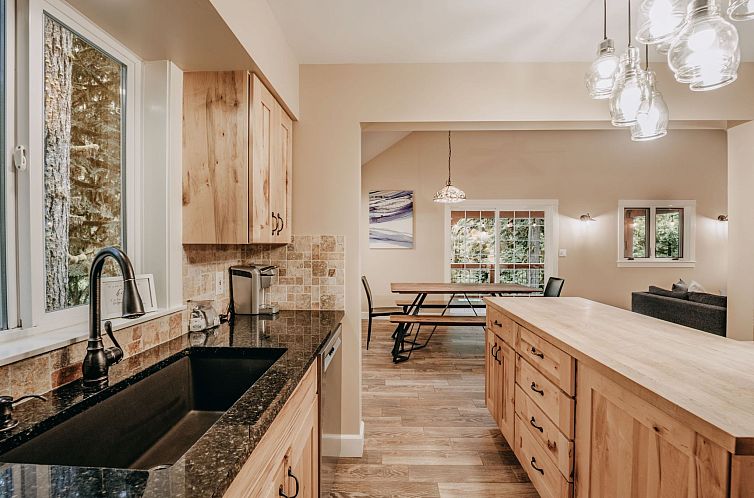 Vakantiehuis Landhaus mit Whirlpool und moderner Küche