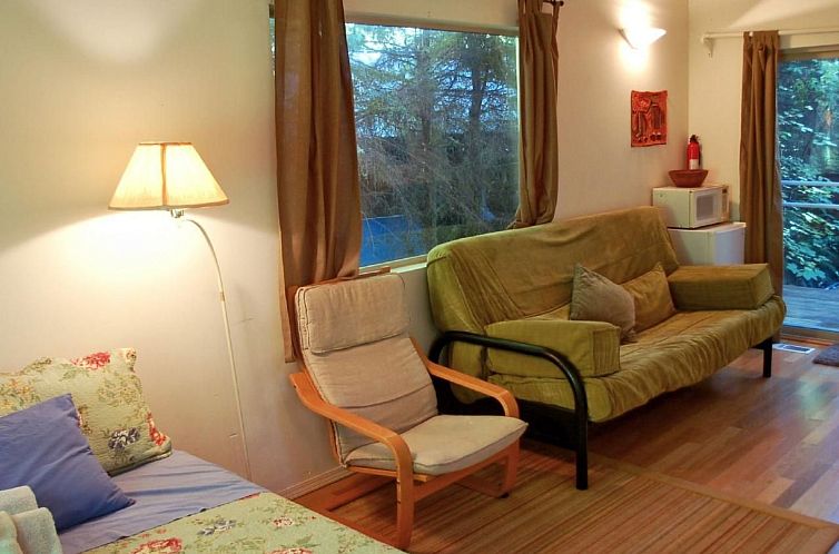 Vakantiehuis Hütte am Fluss mit Sauna, Whirlpool, Haustiere