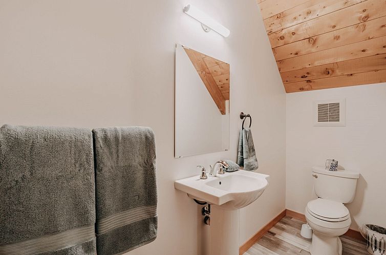 Vakantiehuis Rustikale Hütte mit Holzofen, Whirlpool, Haust