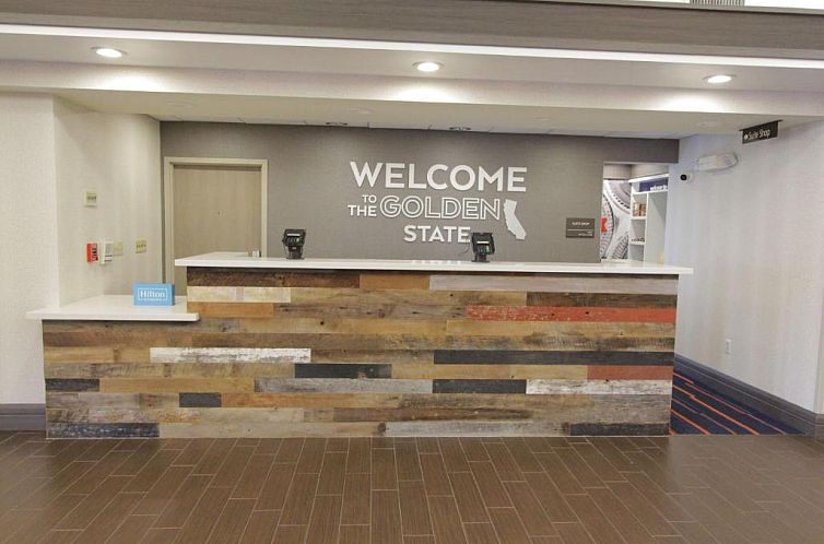 Hampton Inn & Suites Seal Beach