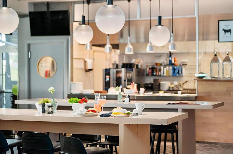 RC Hotel Sport's & Business