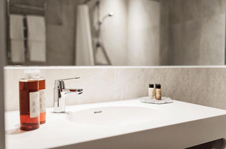 RC Hotel Sport's & Business