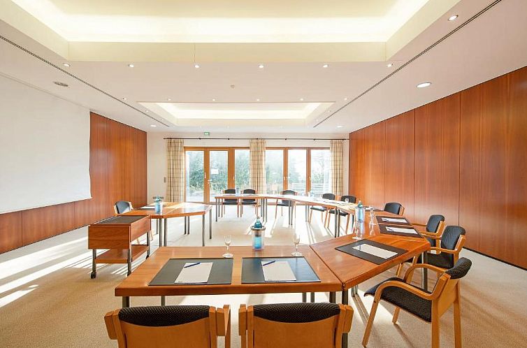 Maifeld Sport- und Tagungshotel