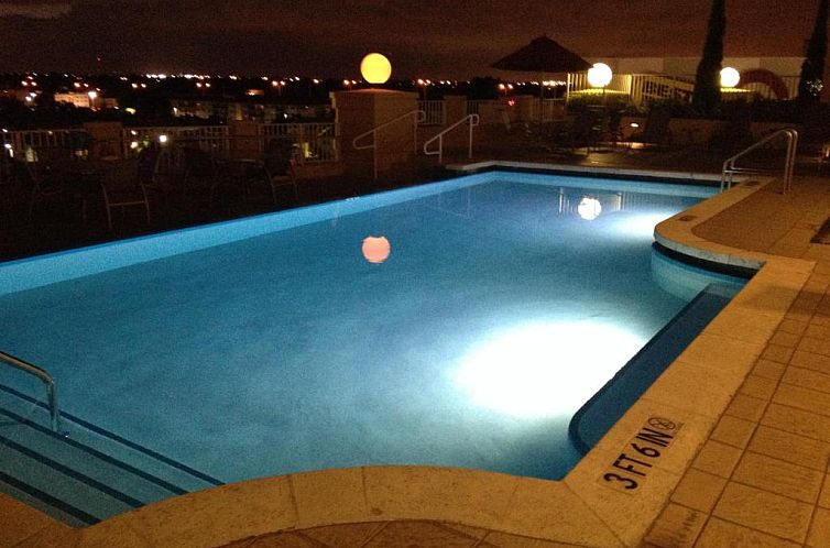 Dadeland Towers by Miami Vacations