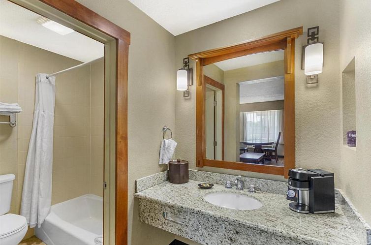 Best Western Plus High Country Inn