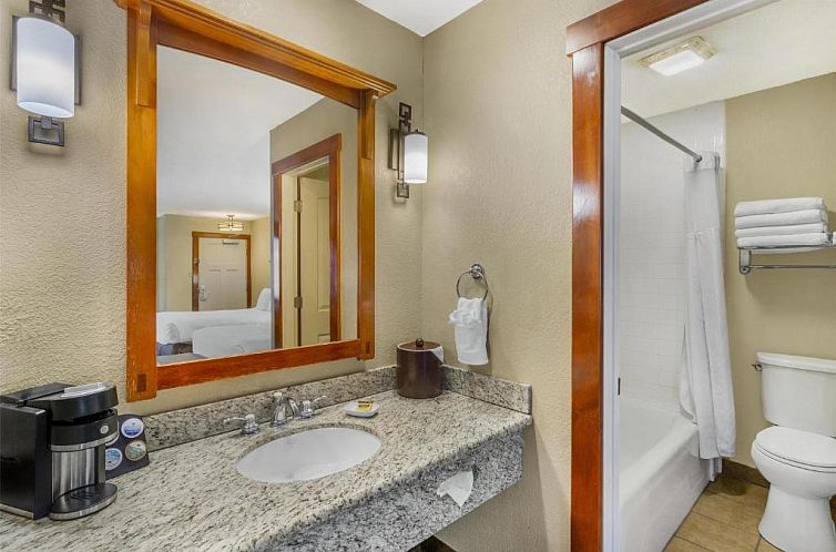 Best Western Plus High Country Inn