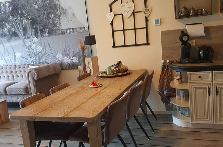 Vakantiehuisje in Holwerd