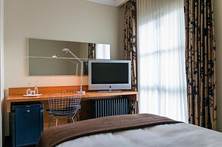 Zeller-Hotel+Restaurant