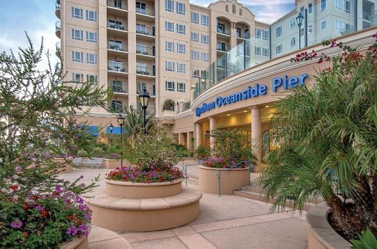 Club Wyndham Oceanside Pier Resort