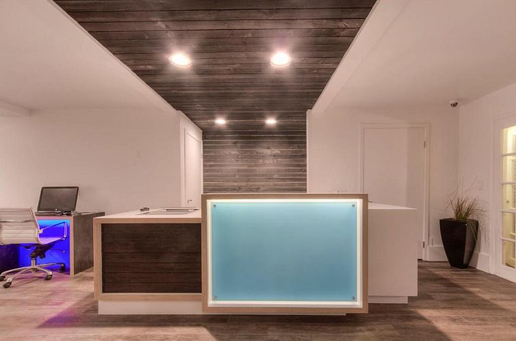 Oceanside Marina Suites - A Waterfront Hotel