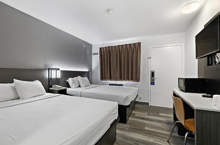 Motel 6-Oceanside, CA