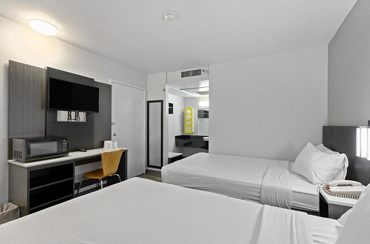 Motel 6-Oceanside, CA