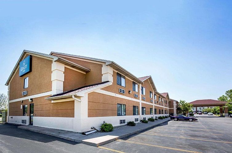 Guest house 26925501 - Apartment Midwesten - Quality Inn Monee I-57