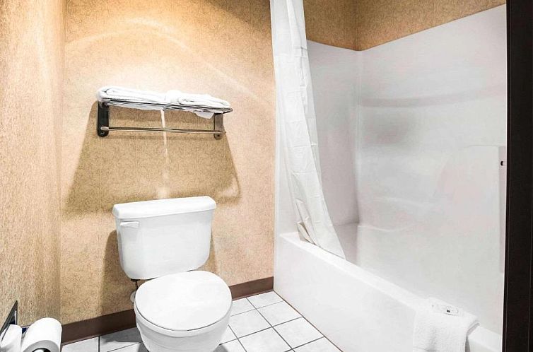 Quality Inn Monee I-57