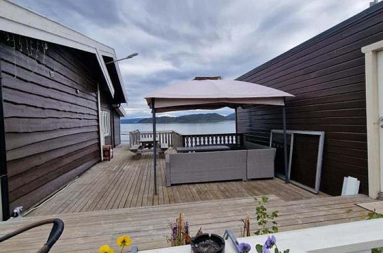 Bogen Hostel