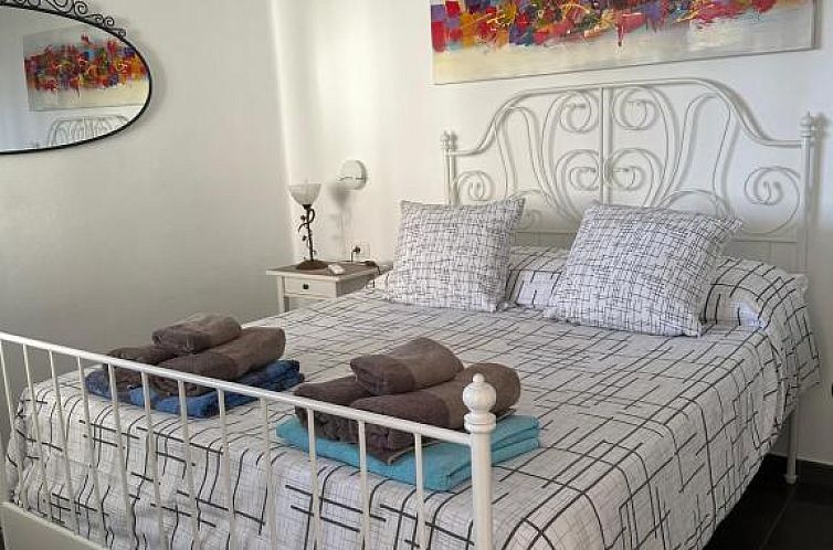 Paradise Club L28 & L29