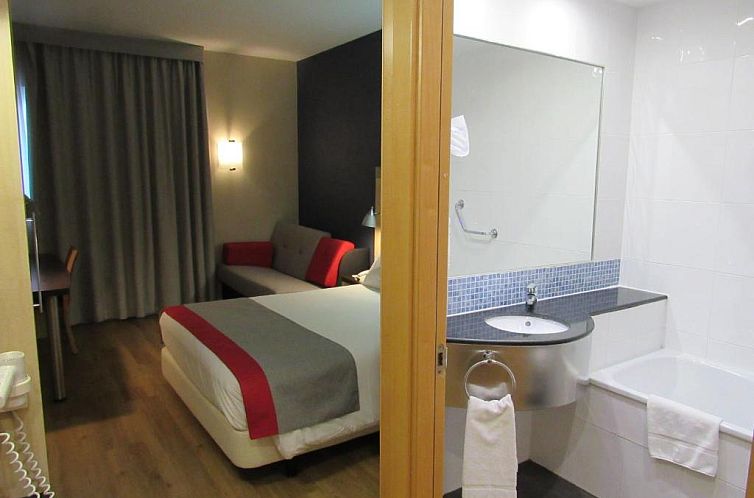 Holiday Inn Express Málaga Airport, an IHG Hotel