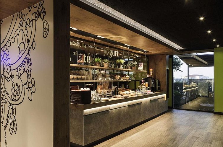 Ibis Budget Málaga Aeropuerto Avenida de Velazquez