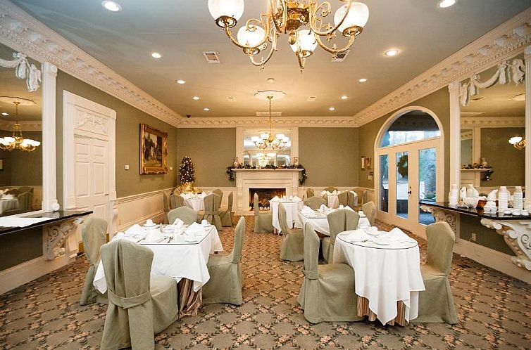 Monmouth Historic Inn