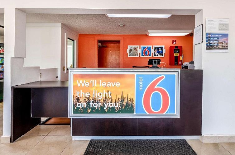 Motel 6-Mansfield, OH