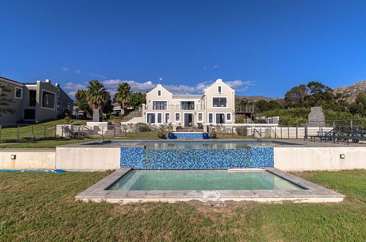 Vrijstaande woning in Gordon's Bay