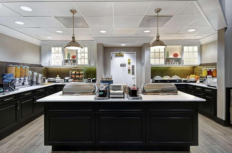 Homewood Suites by Hilton Edgewater-NYC Area