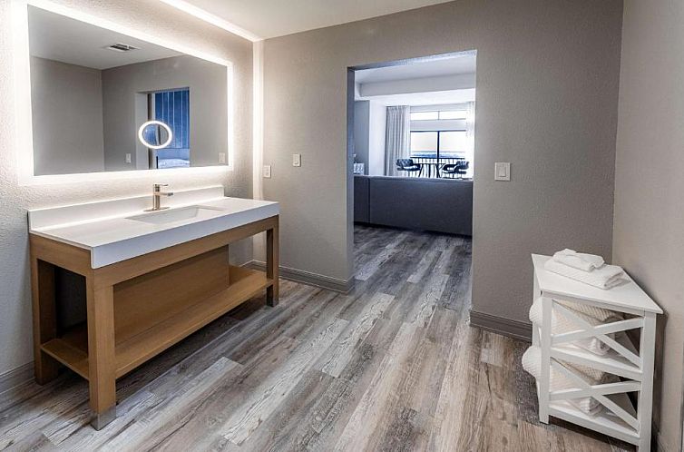 Hilton Dallas/Rockwall Lakefront Hotel