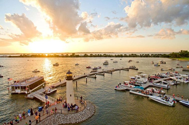 Hilton Dallas/Rockwall Lakefront Hotel